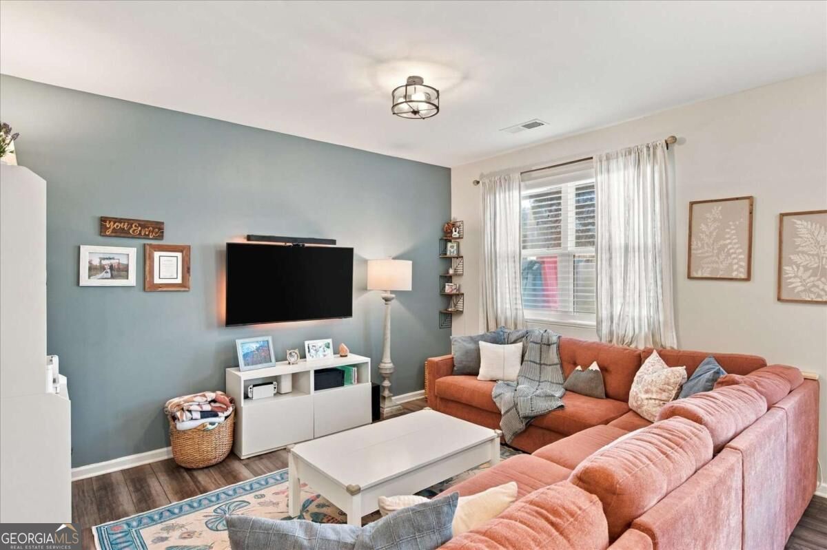 420 Union Station Street Property Photo 8