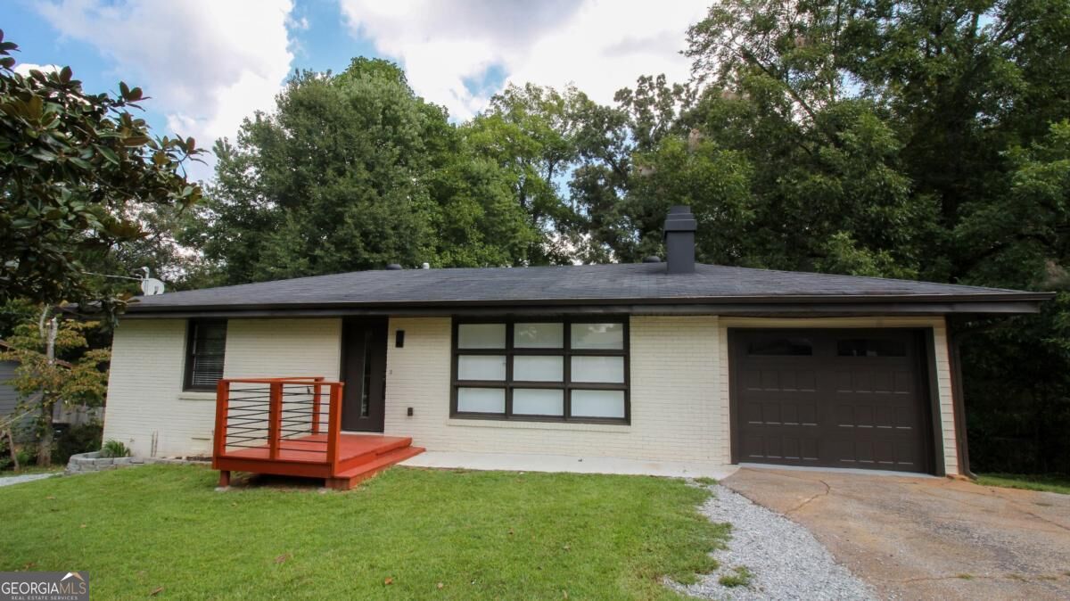 5207 White Boulevard SW Property Photo 1