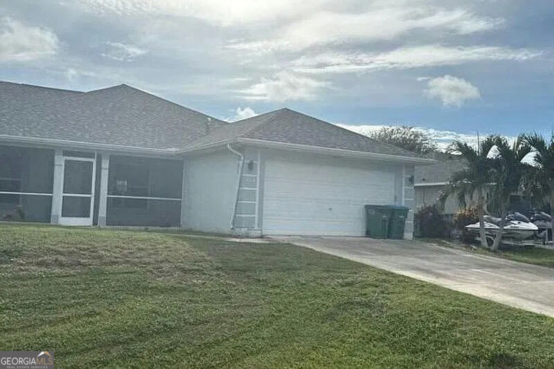 235 Nw 25th Place Property Photo 1