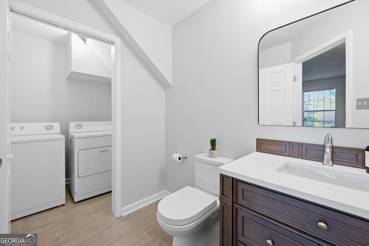 5599 Tunbridge Wells Road Property Photo 26