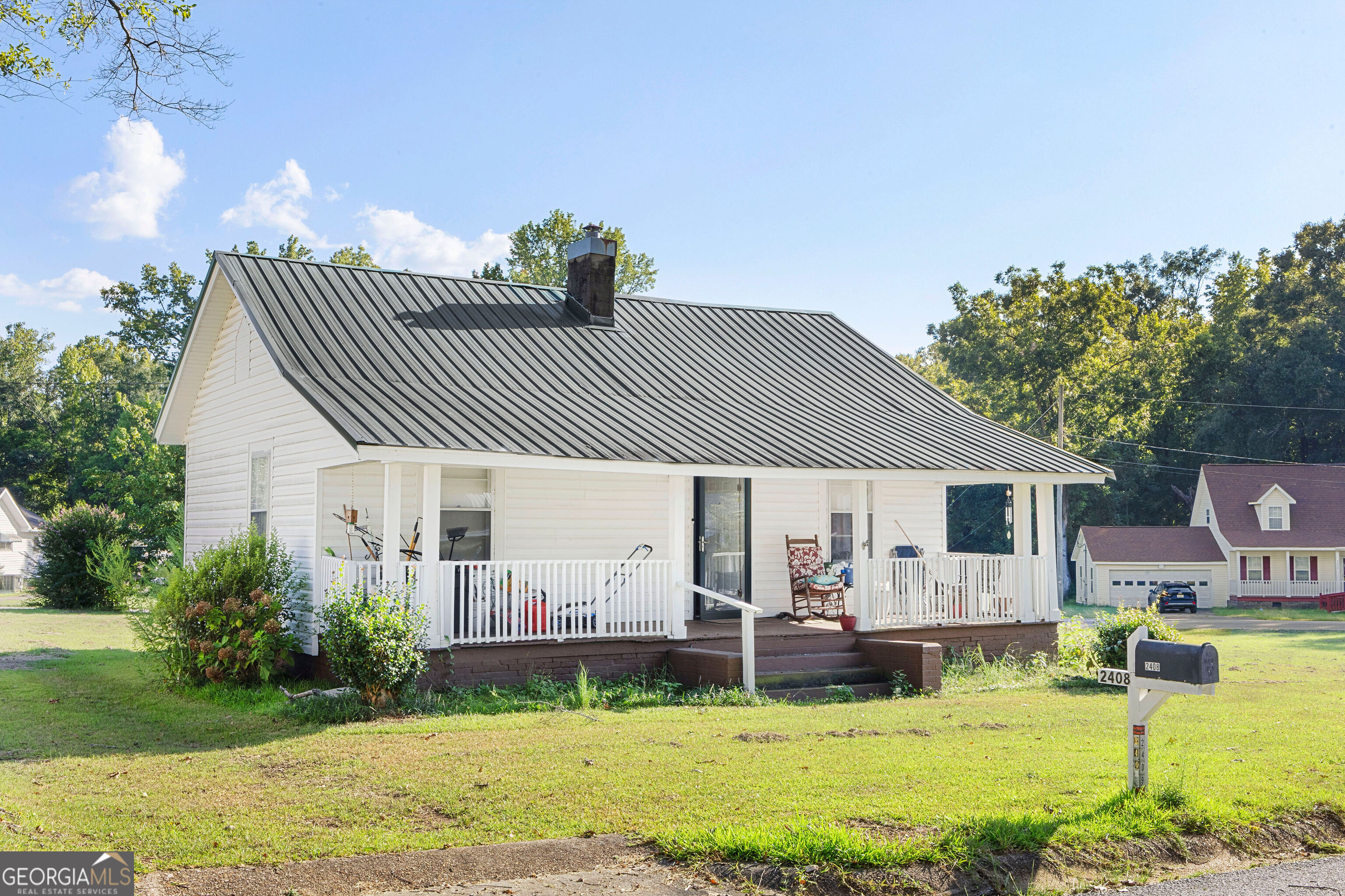 2408 37th Street Property Photo 1