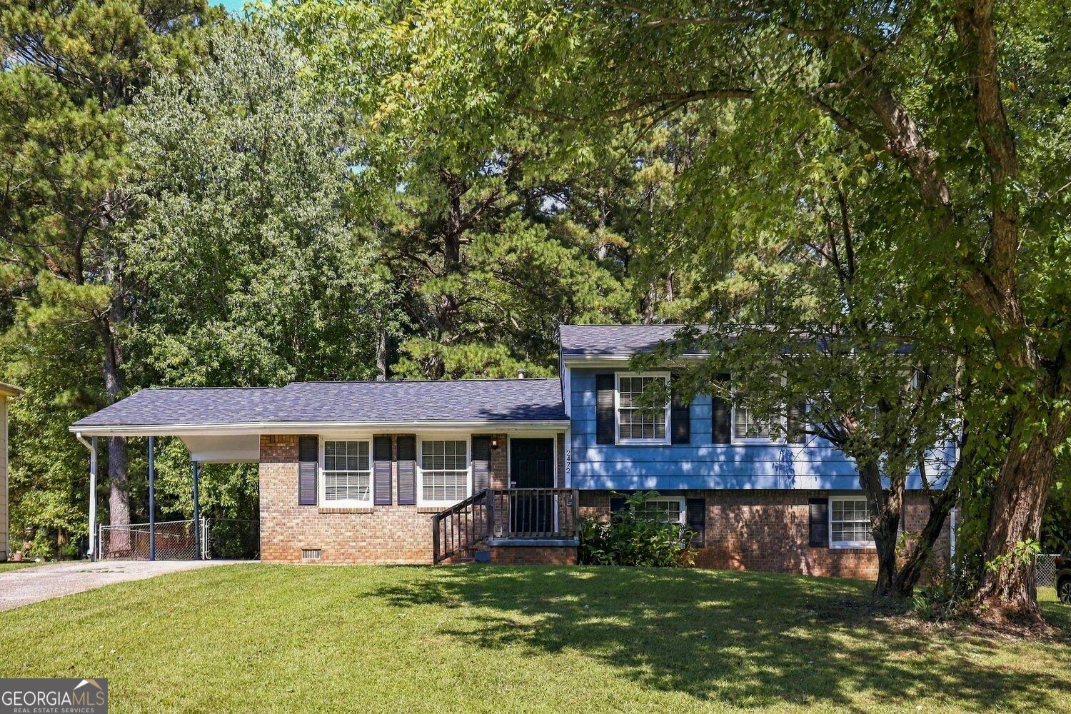 2472 Hartford Drive Property Photo 1