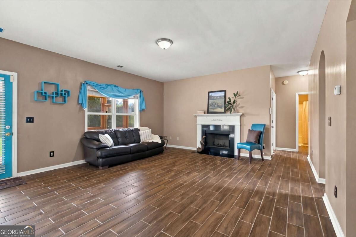 7110 Smithers Way Sw Property Photo 14
