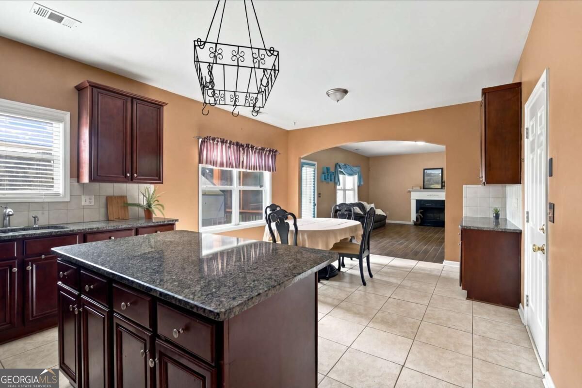 7110 Smithers Way Sw Property Photo 20