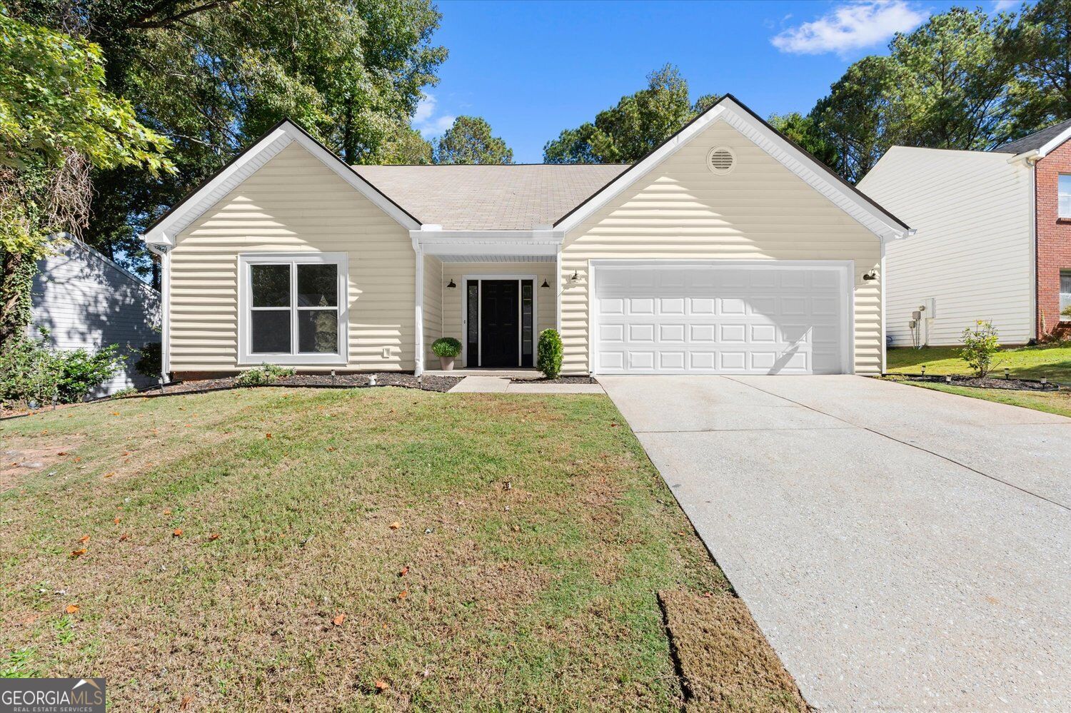 2601 Garland Way Property Photo 3