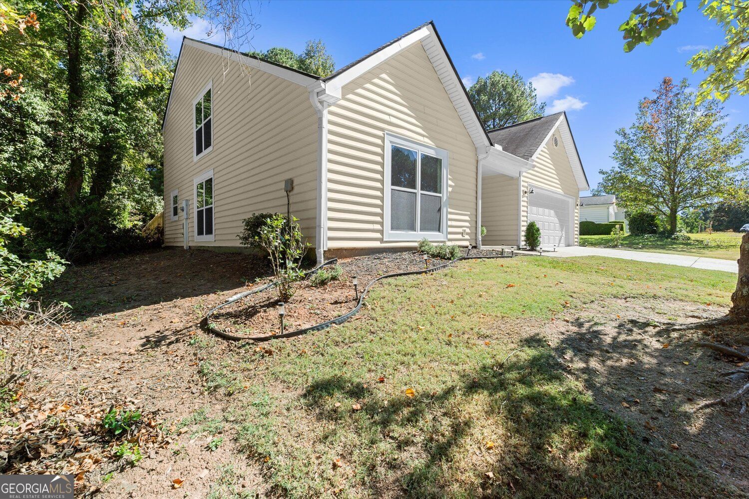 2601 Garland Way Property Photo 4