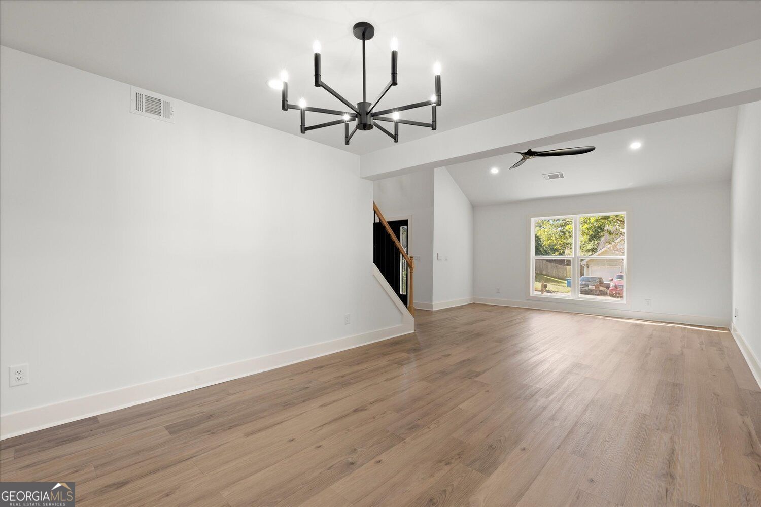 2601 Garland Way Property Photo 12