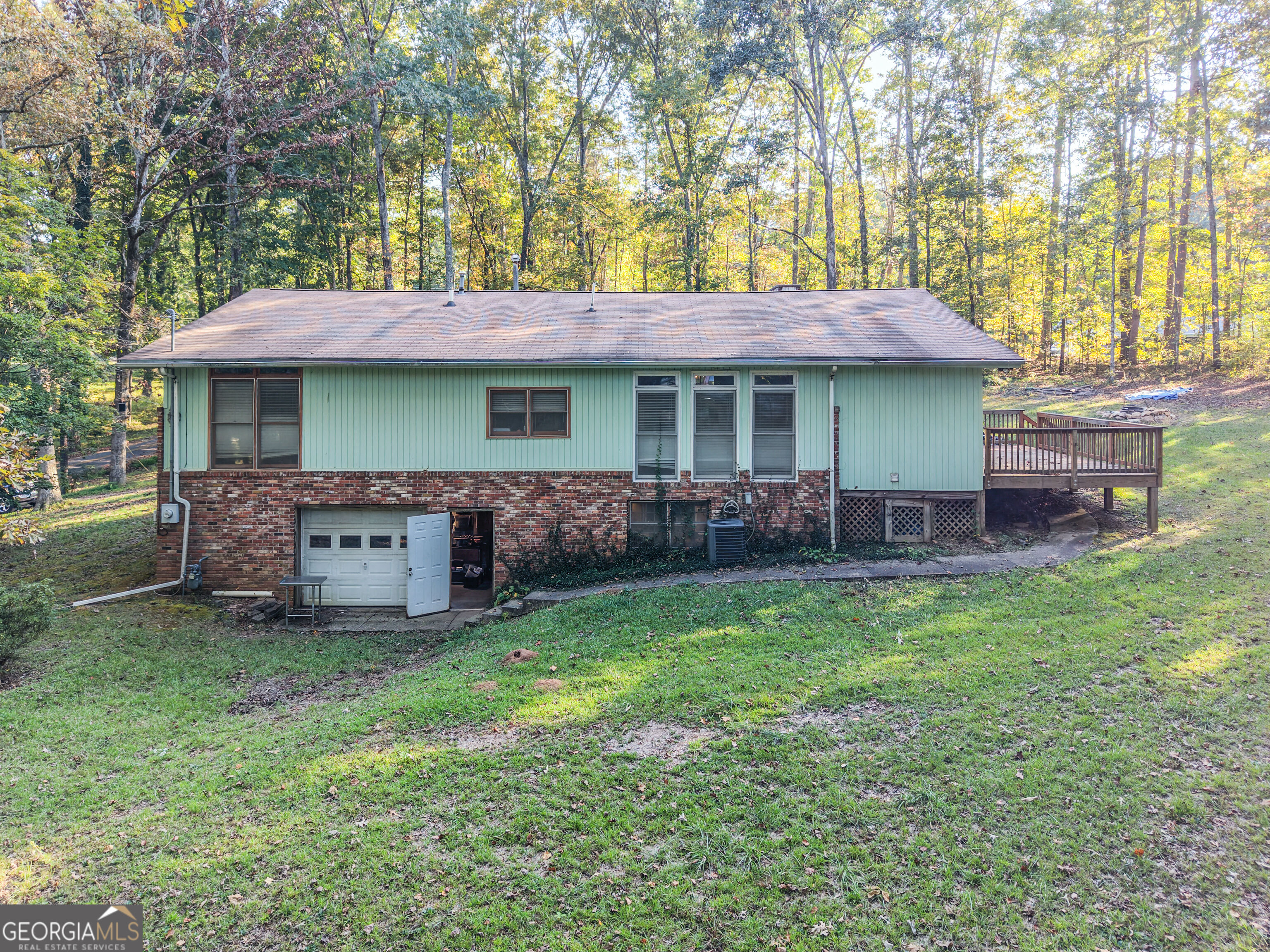 123 Lakeview Circle Property Photo 19