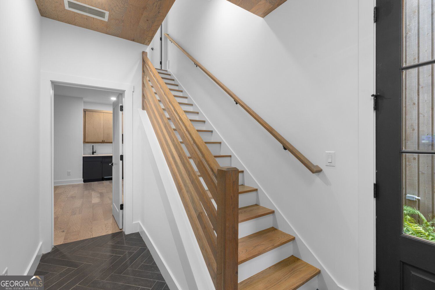 300 Mado Lane Property Photo 10