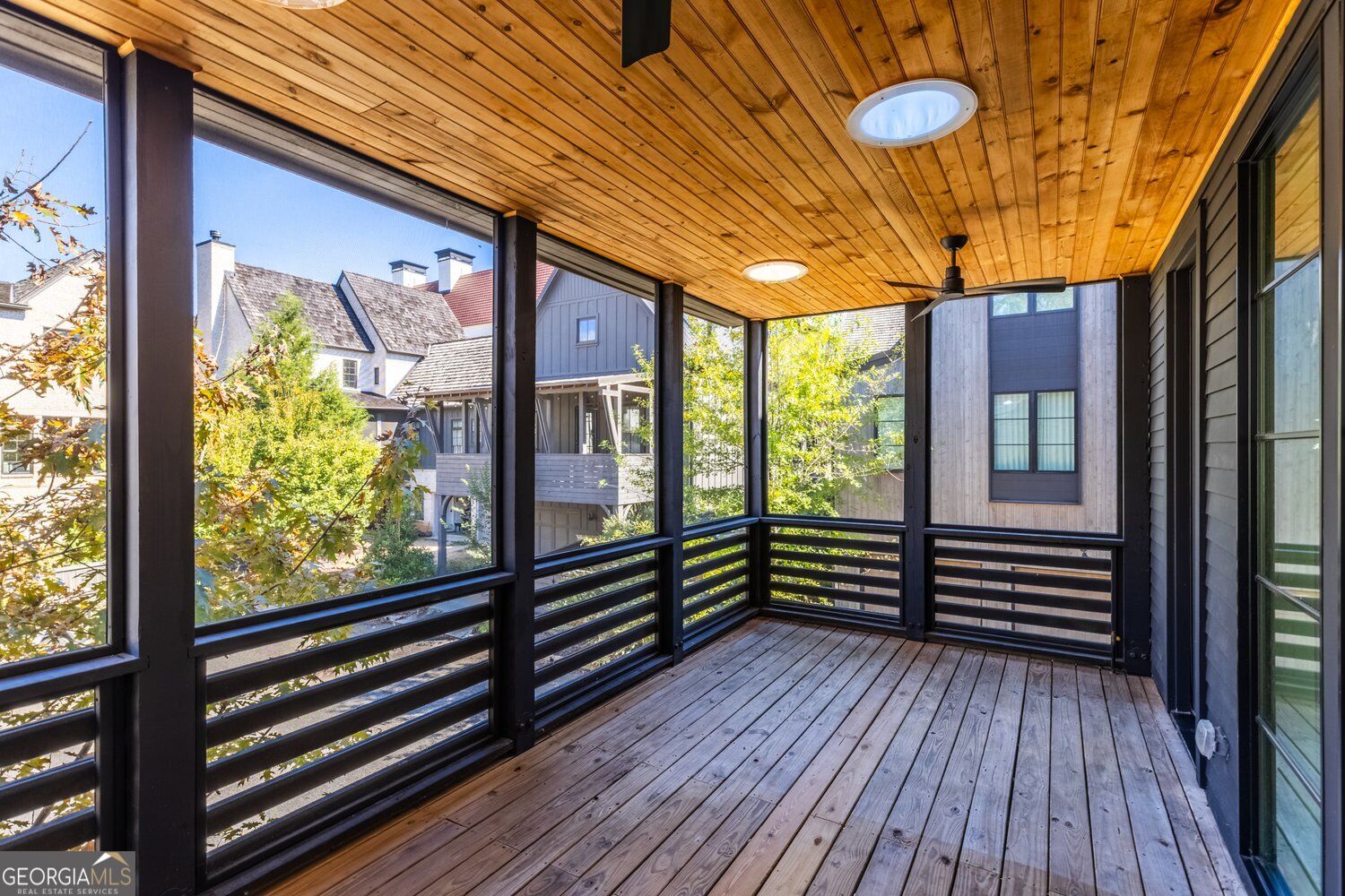 300 Mado Lane Property Photo 12