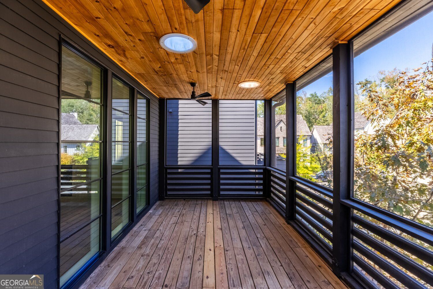 300 Mado Lane Property Photo 16