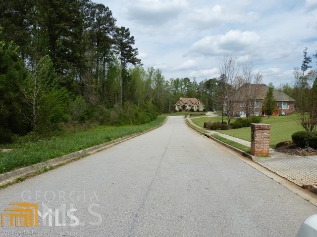 204 Benefield Court Property Photo 1