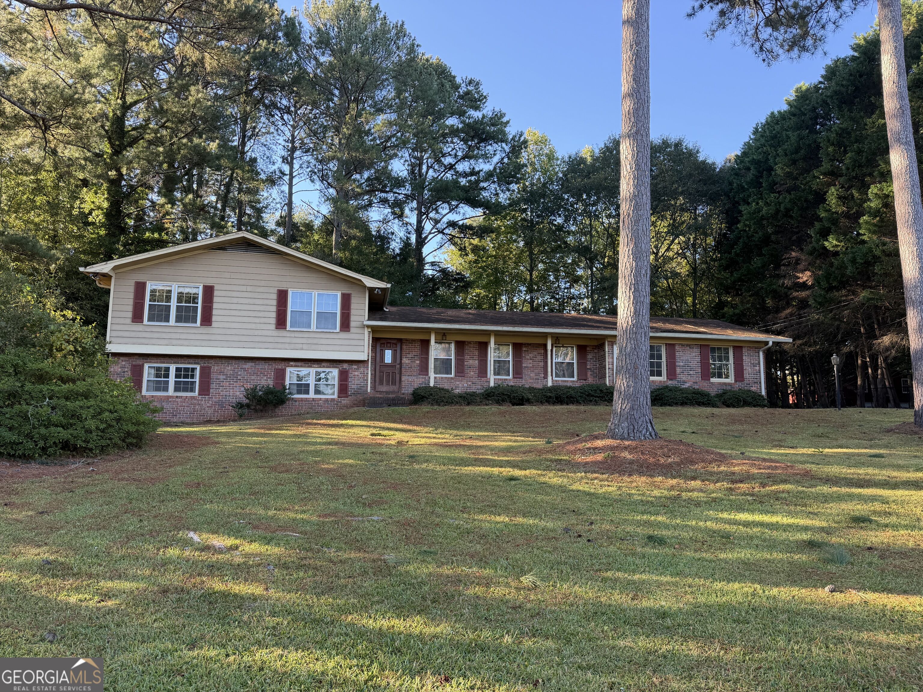 299 Rainer Road Property Photo 1