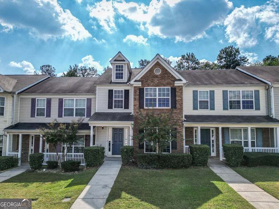 1517 April Lane Property Photo 1