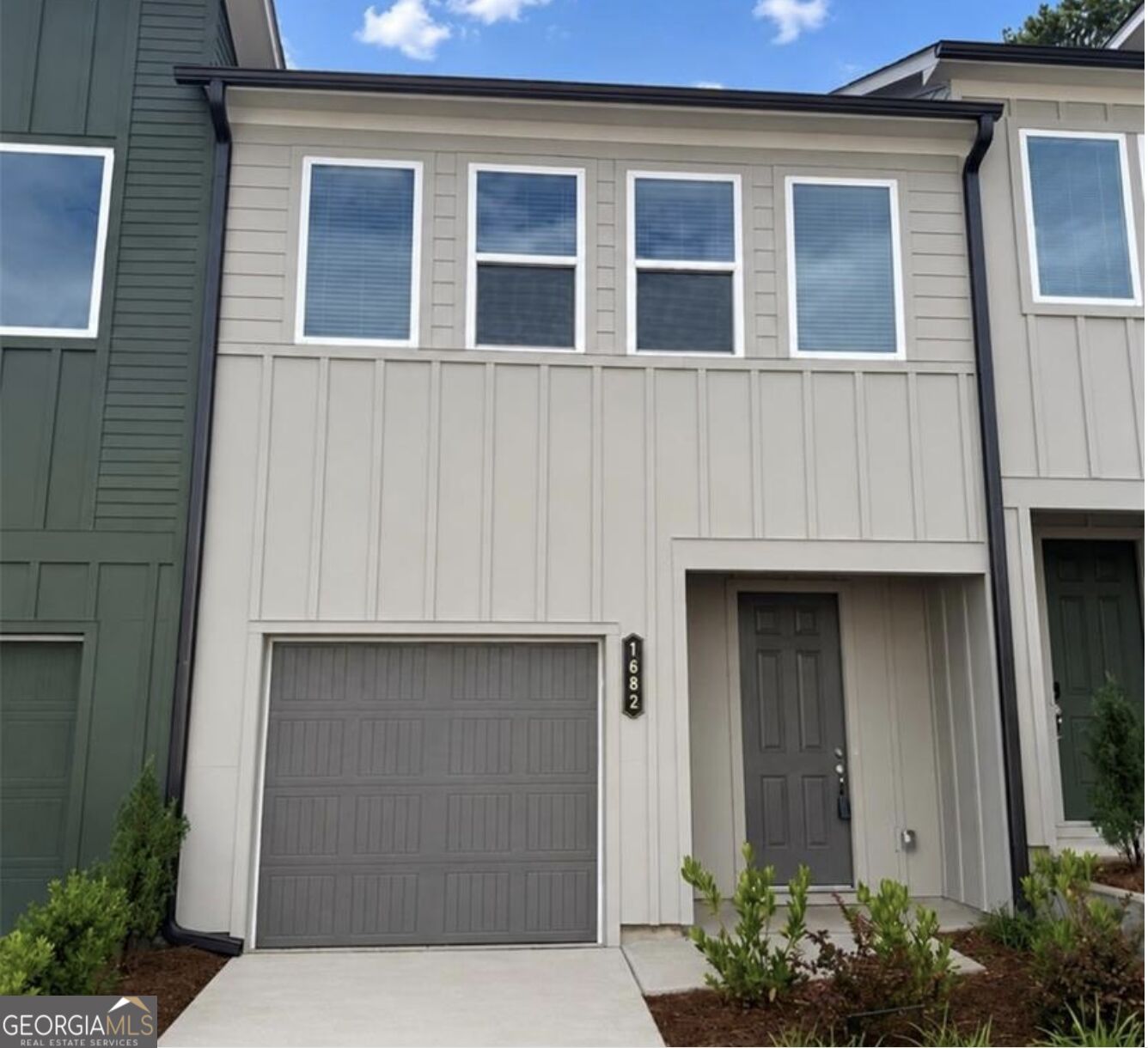 1682 Hannah Terrace NW Property Photo 1