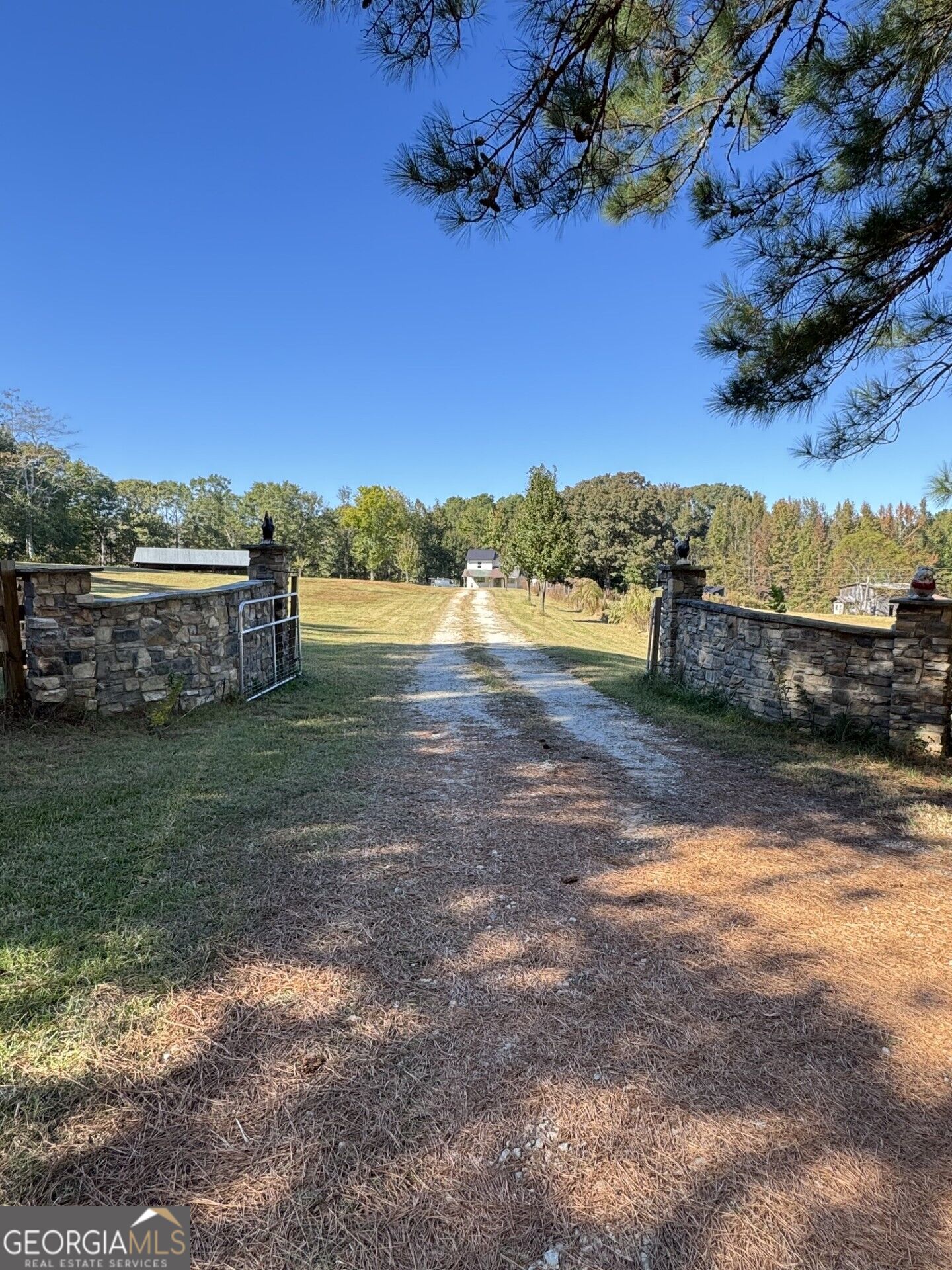 117 Mitchell Farm Road Property Photo 1