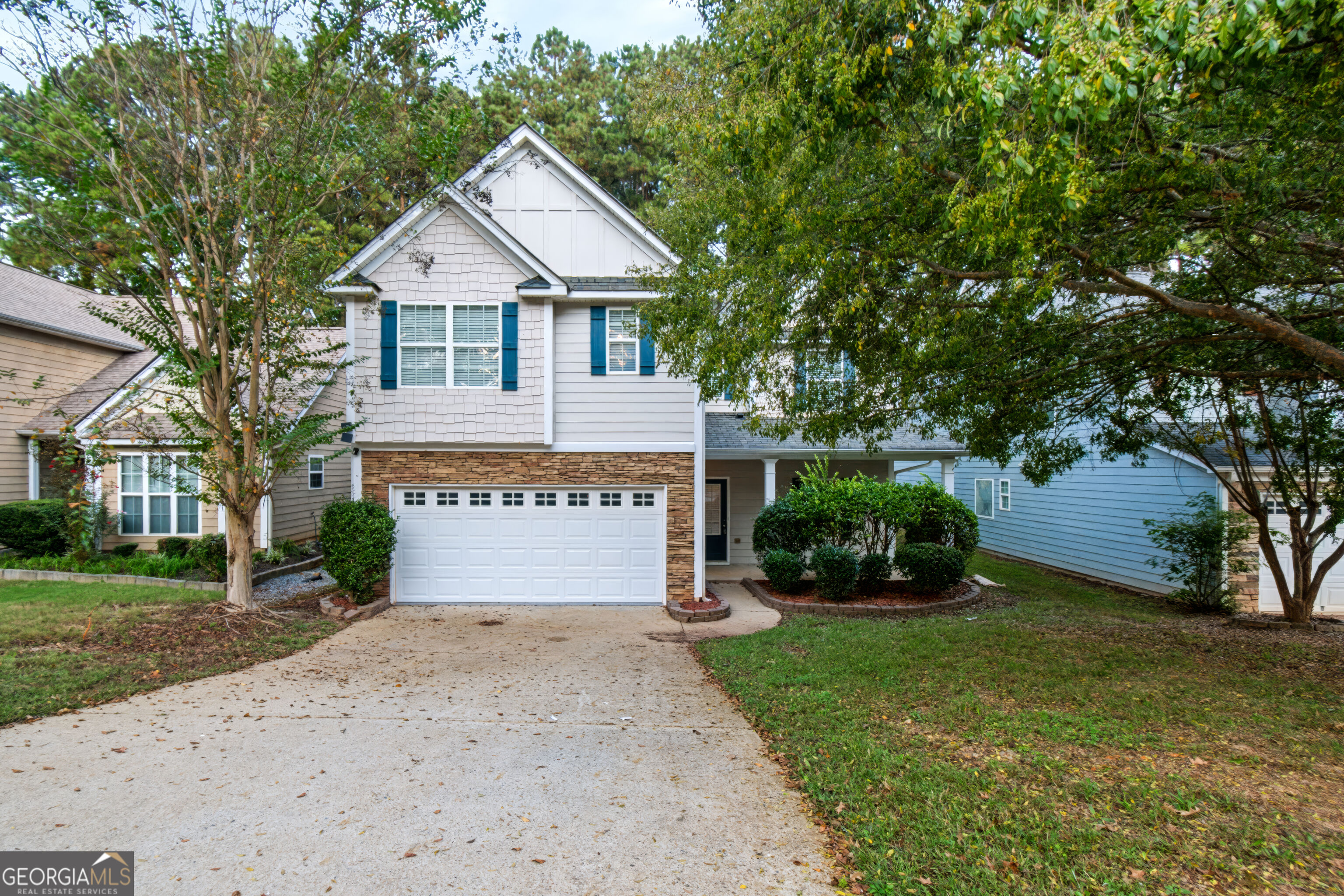 19 Black Diamond Drive Property Photo 1