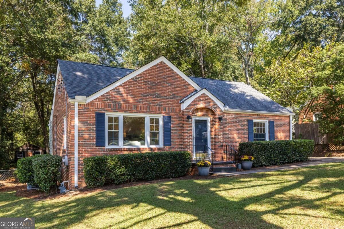 2866 Wiltshire Drive Property Photo 1