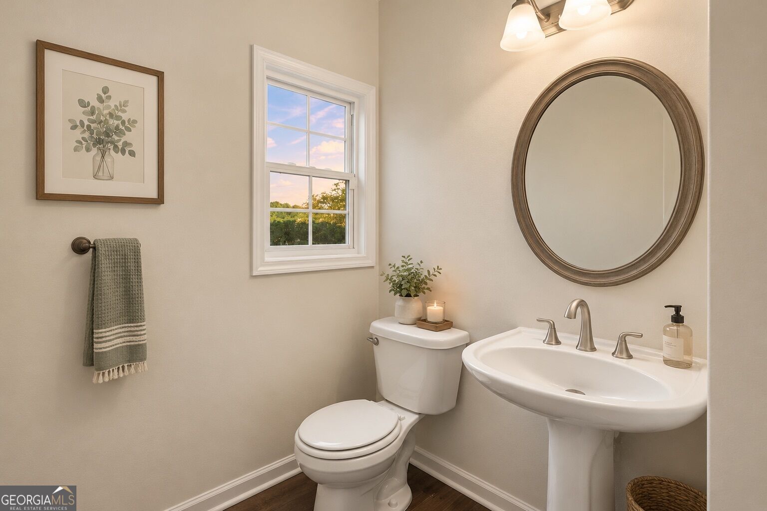 443 Leggett Oaks Lane Property Photo 8