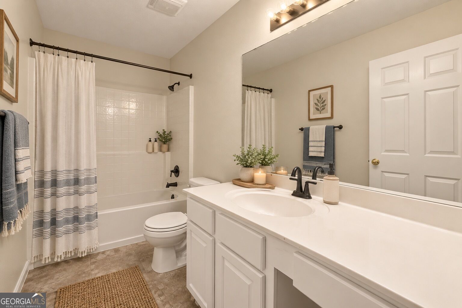 443 Leggett Oaks Lane Property Photo 14