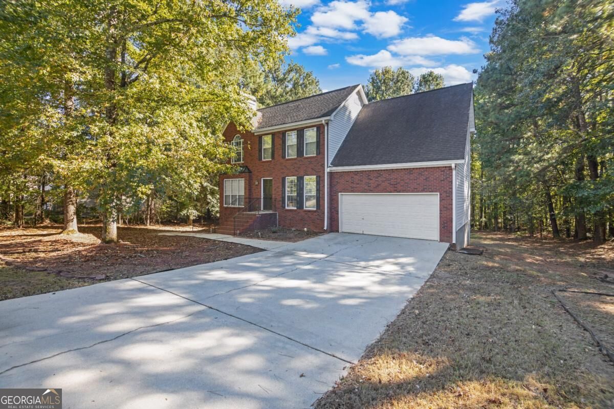 1004 Crown River Parkway Property Photo 1