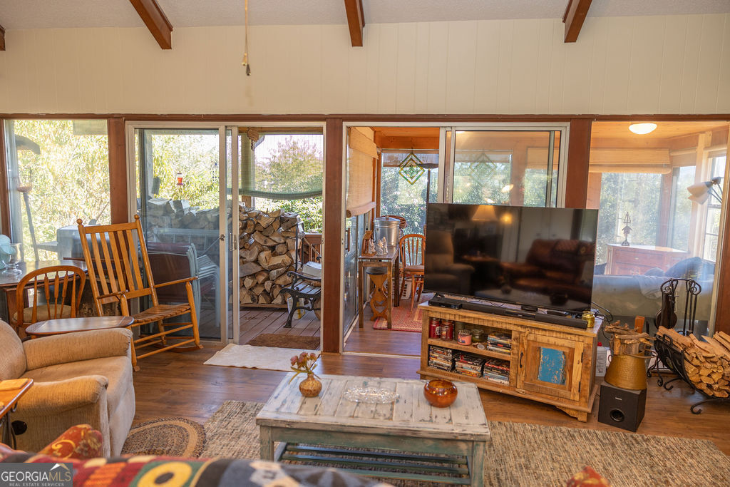 419 Ridge Cliff Property Photo 8
