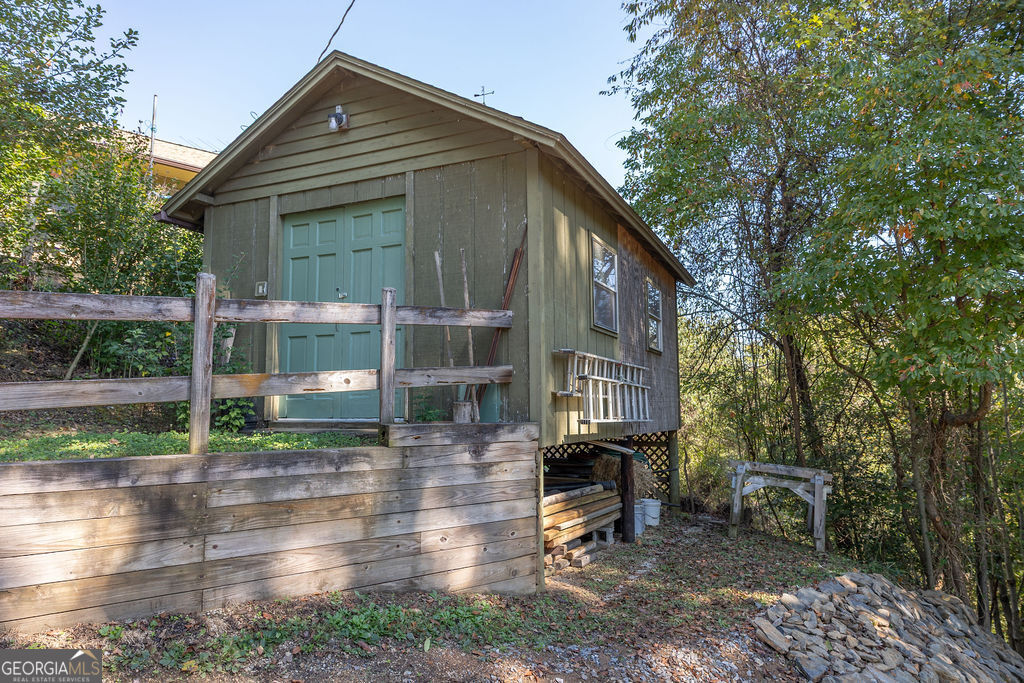419 Ridge Cliff Property Photo 17