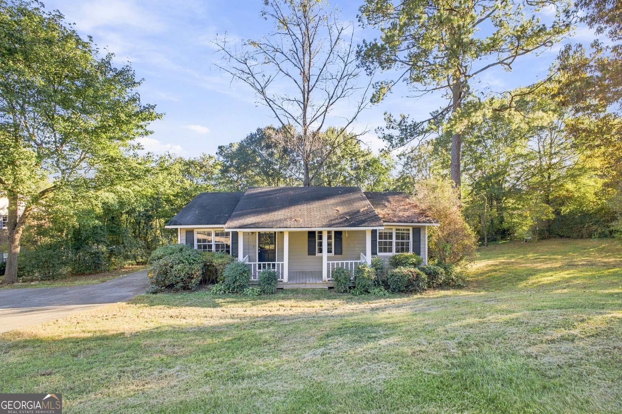 206 Briarwood Drive Property Photo 1