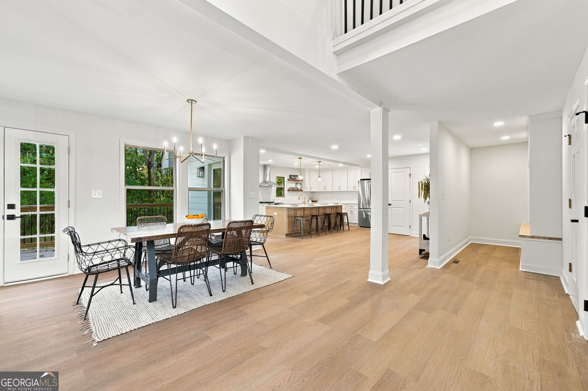 2102 Thomas Road Property Photo 15