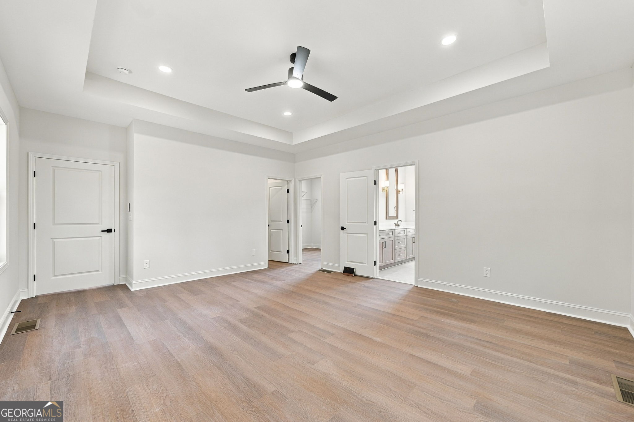 2102 Thomas Road Property Photo 32