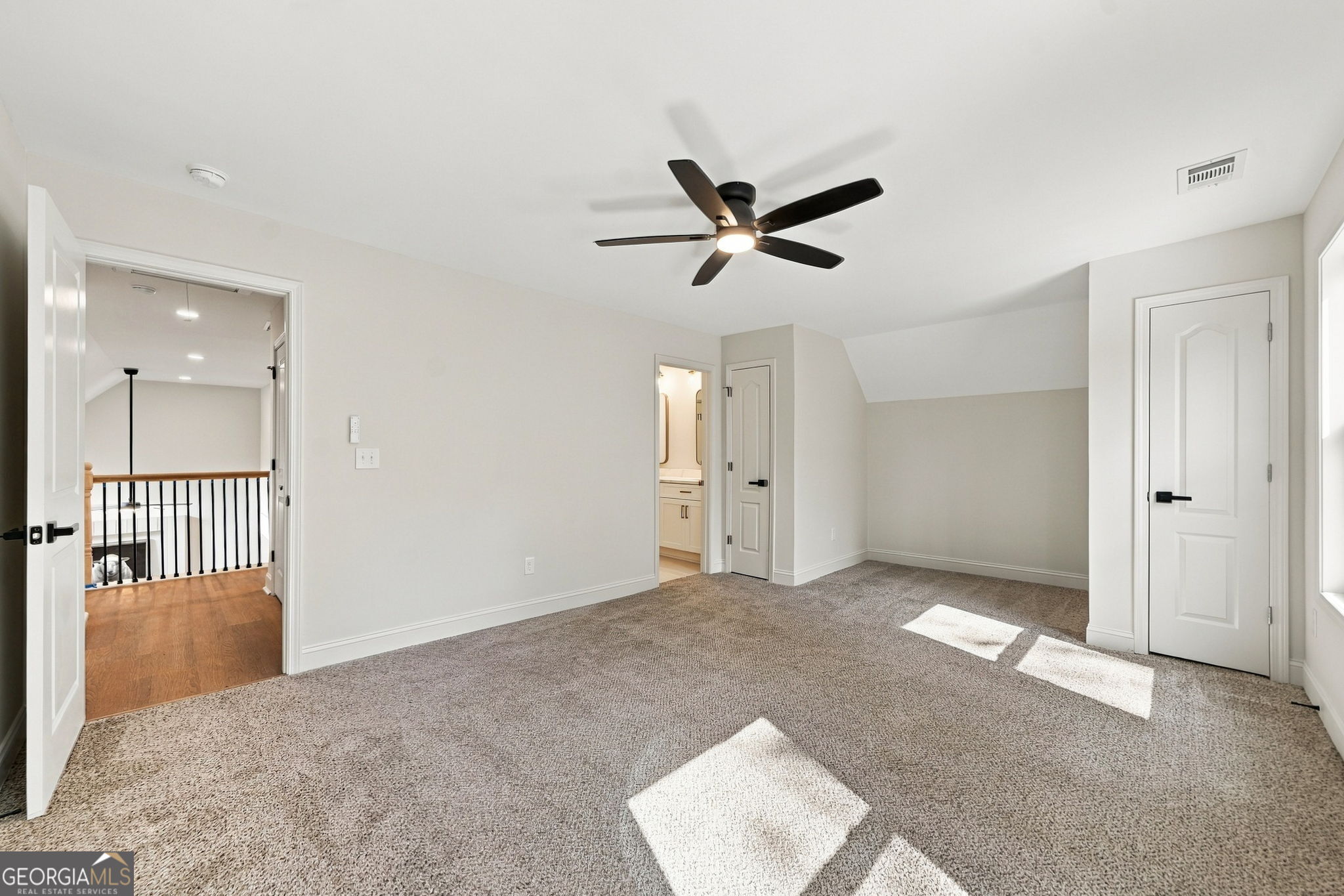 2102 Thomas Road Property Photo 42