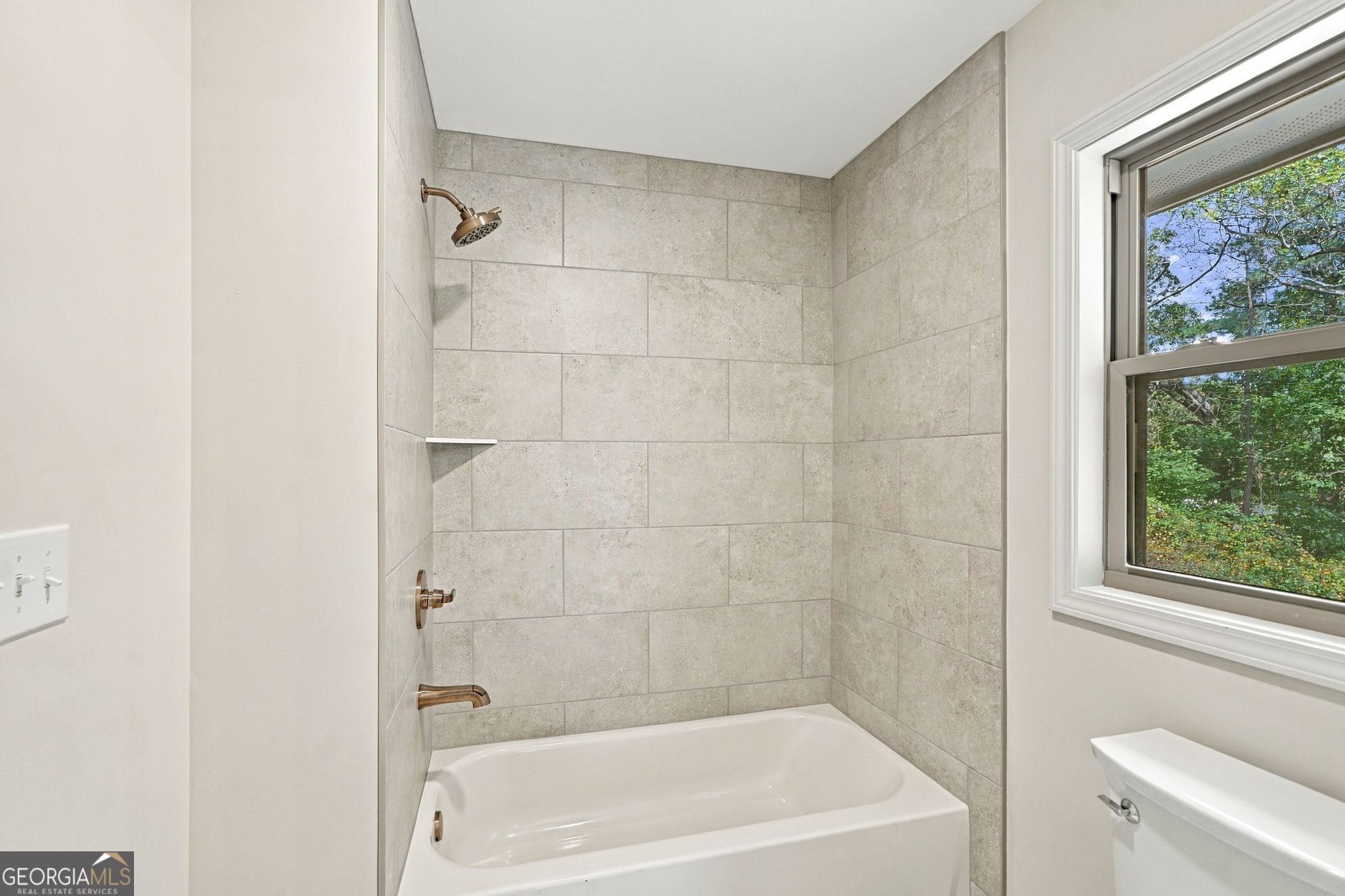 2102 Thomas Road Property Photo 43