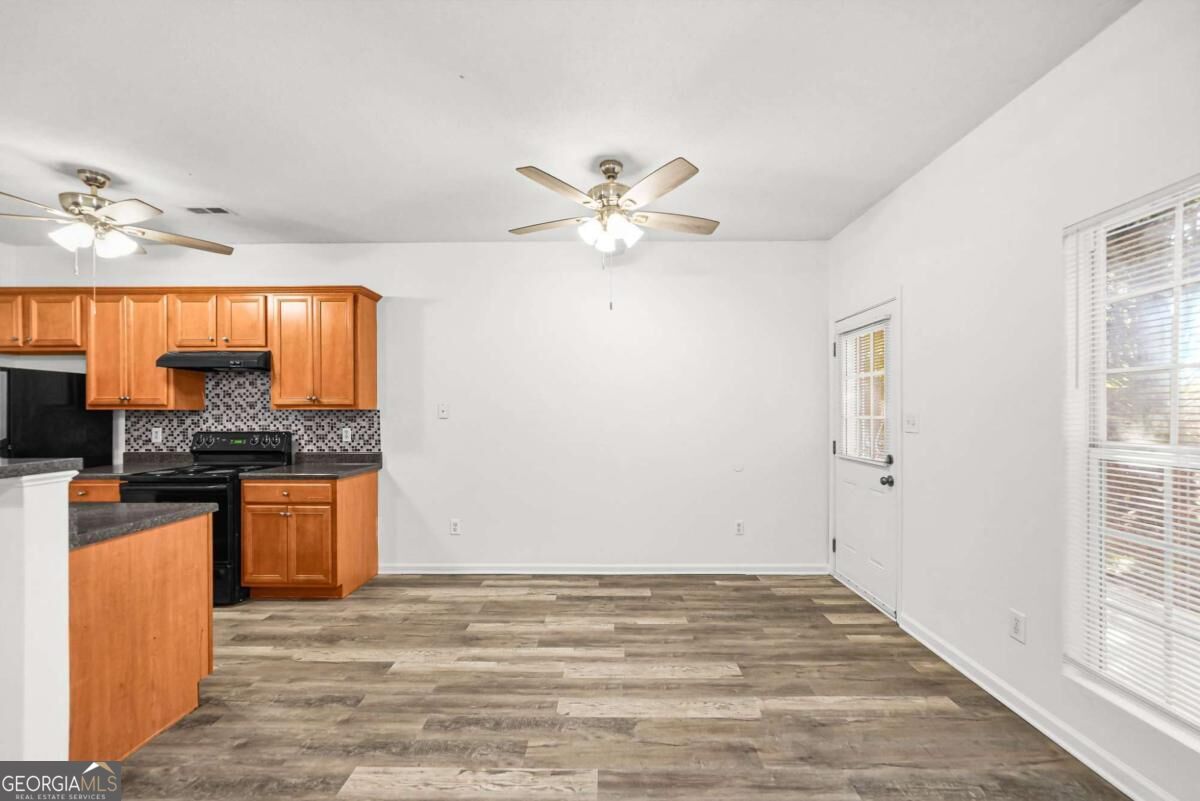 11487 S Glen Street Property Photo 12