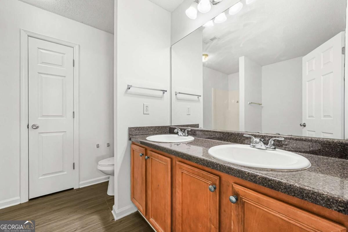 11487 S Glen Street Property Photo 22