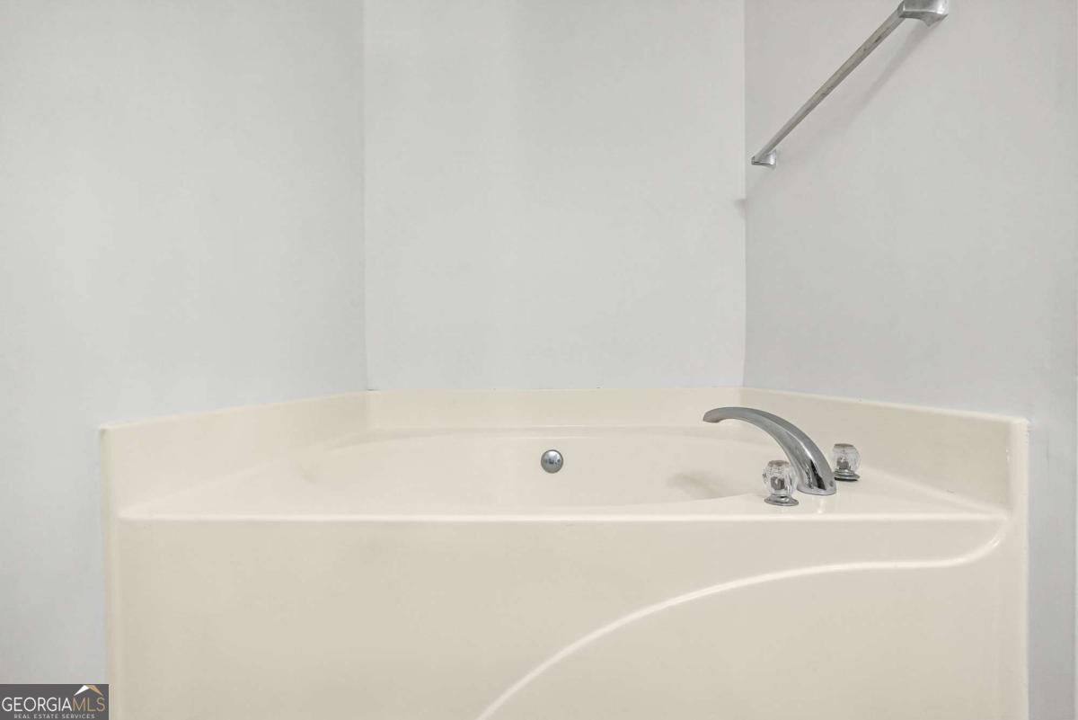 11487 S Glen Street Property Photo 24