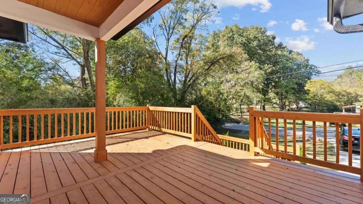 30 East Drive Ne Property Photo 3