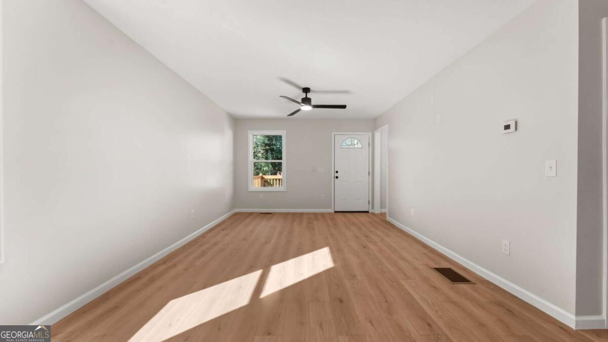 30 East Drive Ne Property Photo 5