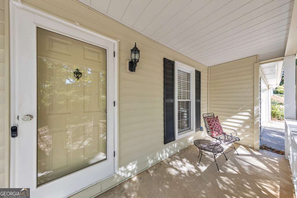 1025 Ridgedale Drive Property Photo 2