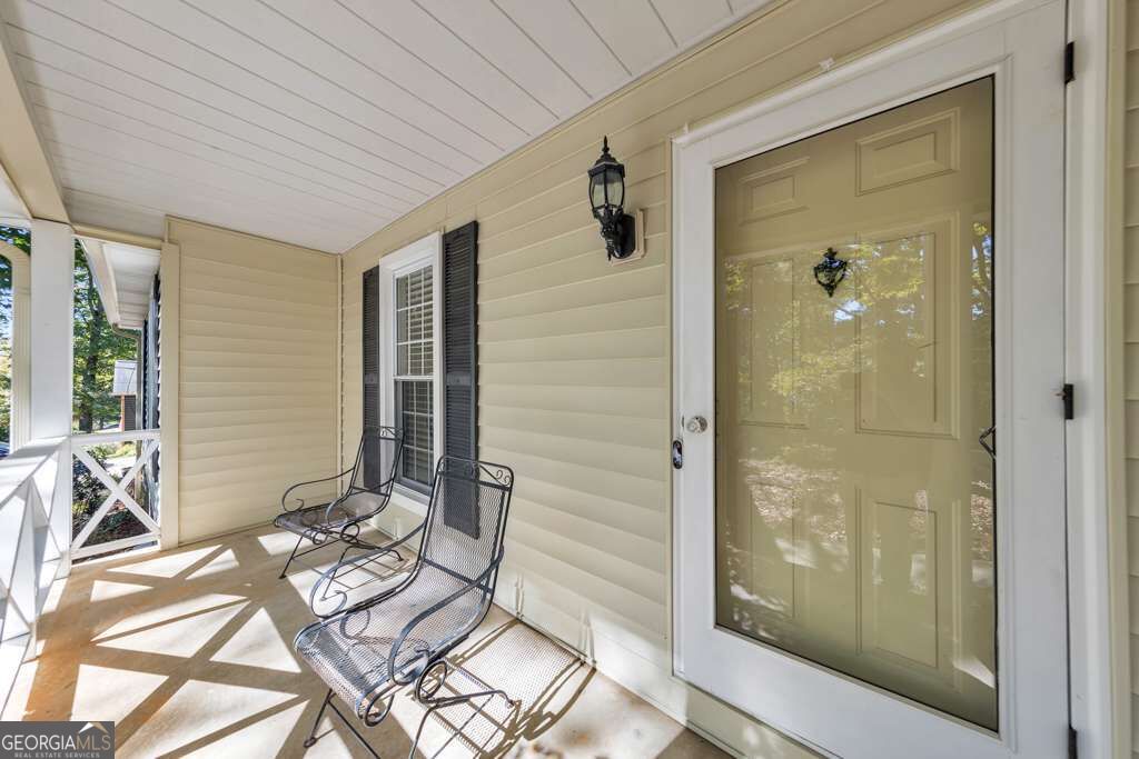 1025 Ridgedale Drive Property Photo 3