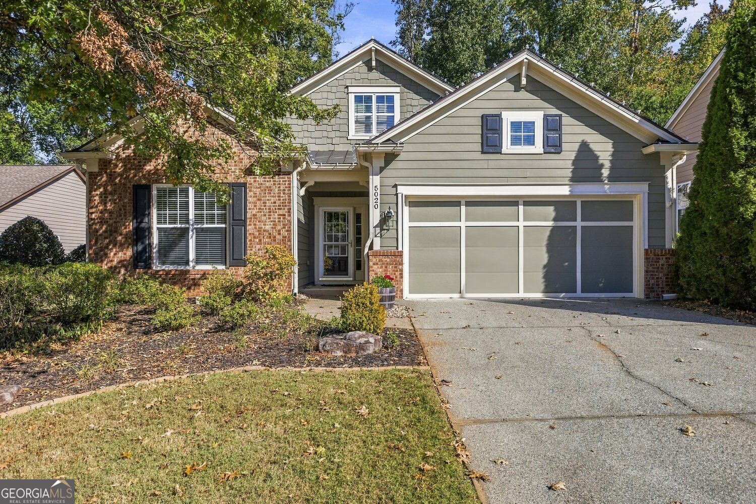 5020 Duke Drive Property Photo 1
