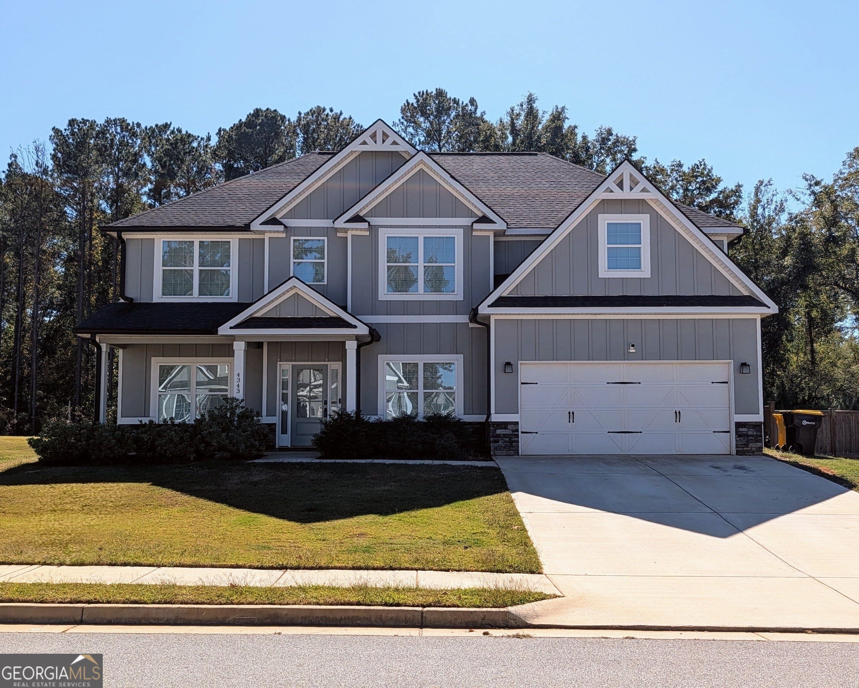 4343 Cornwall Drive Property Photo 1