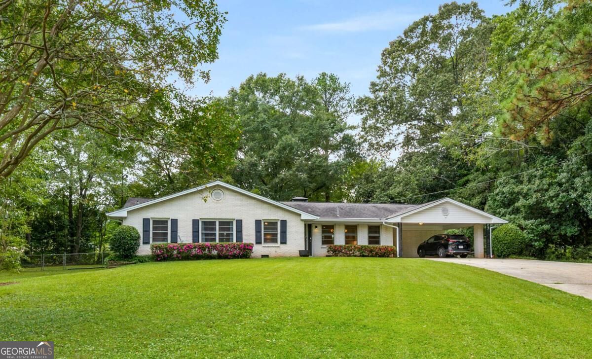 3953 Franks Court Property Photo 1