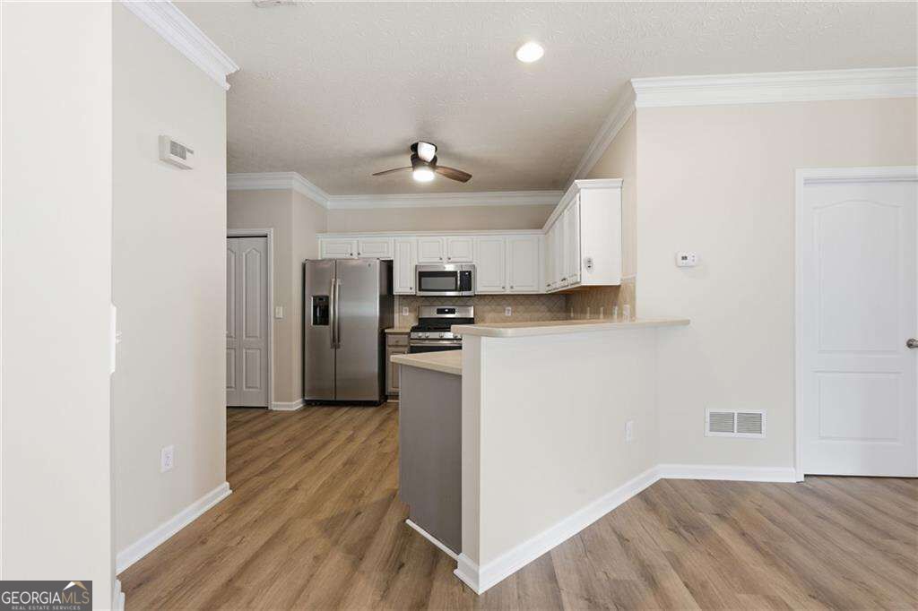 4533 Caleb Crossing # 18 Property Photo 8
