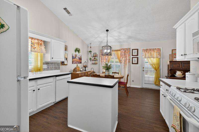 2880 Wadley Lane Property Photo 10