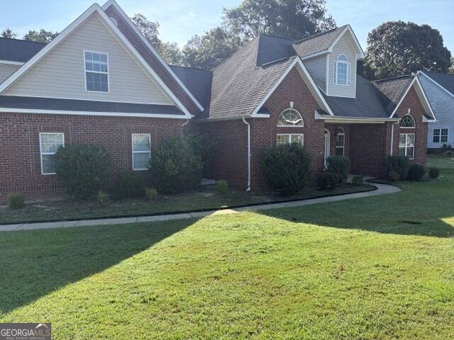 114 Erin Way Property Photo 1