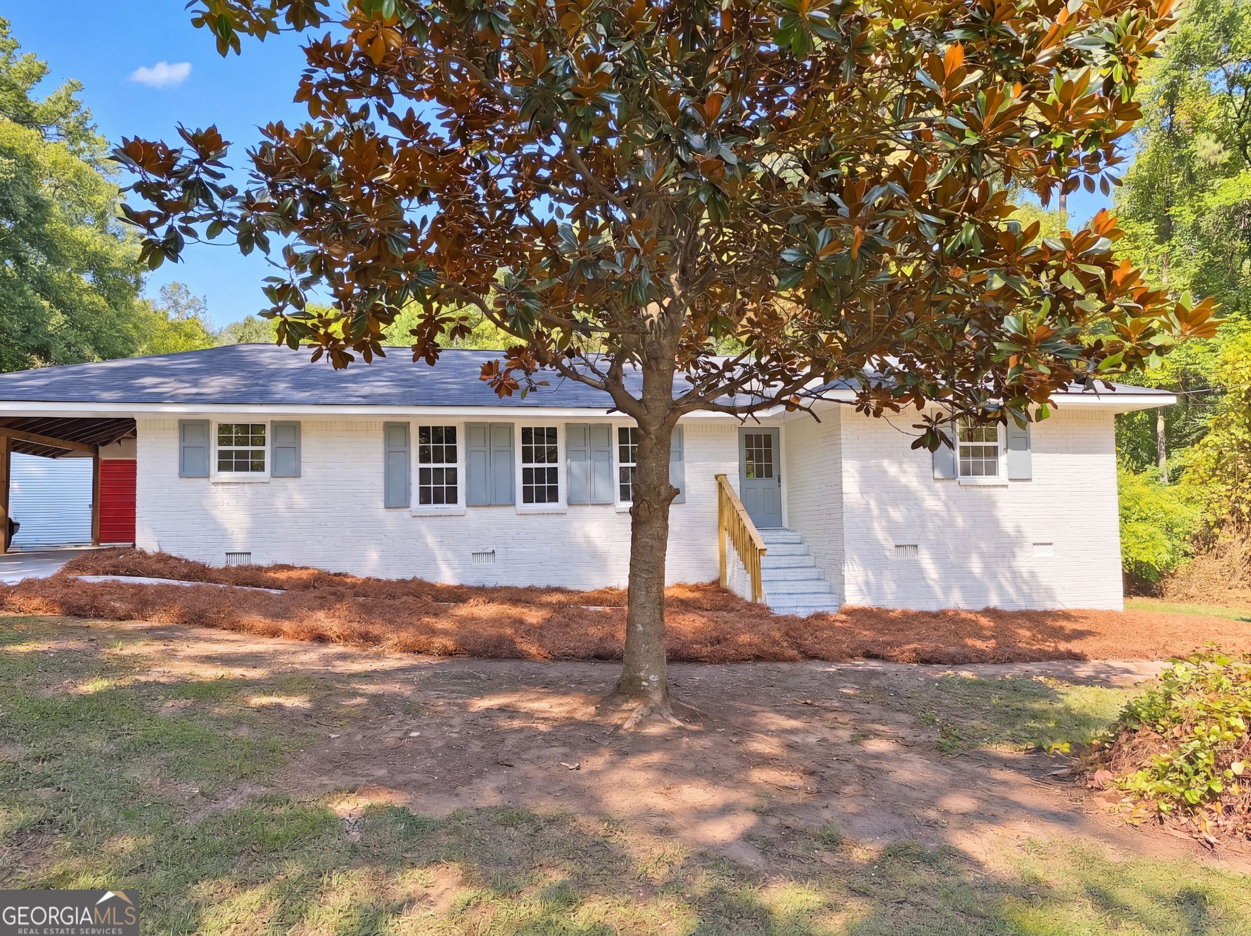 1105 Old Loganville Road Property Photo 1