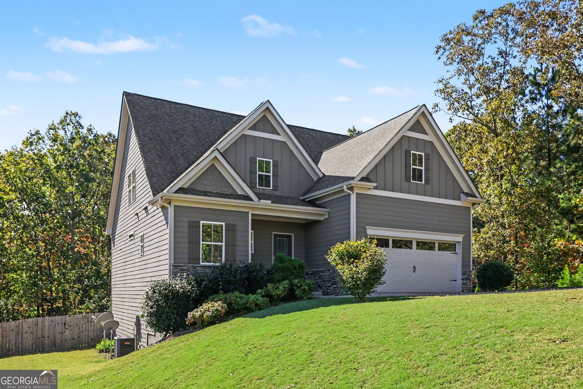 99 Glen Oaks Drive Property Photo 1