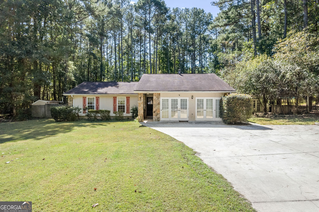 145 Pine Trail Road Property Photo 1
