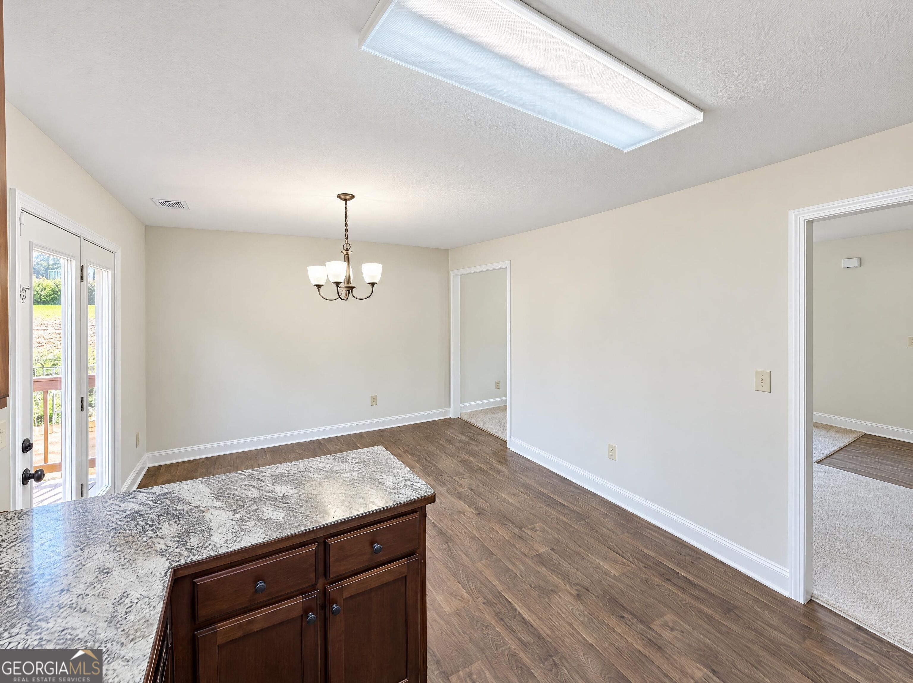 209 Brookside Drive Property Photo 12