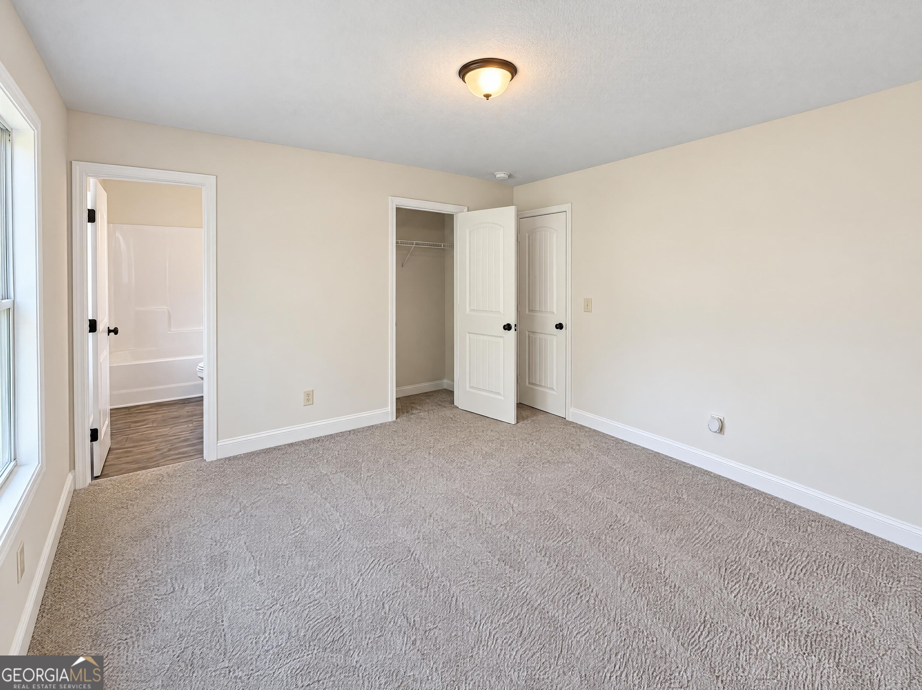 209 Brookside Drive Property Photo 22